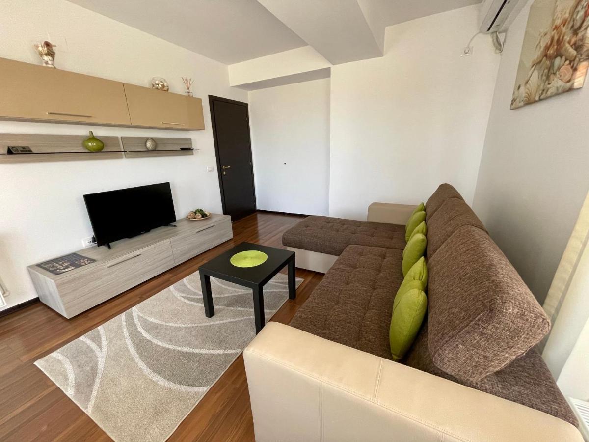 Alcomar Apartment - Summerland Mamaia Luaran gambar